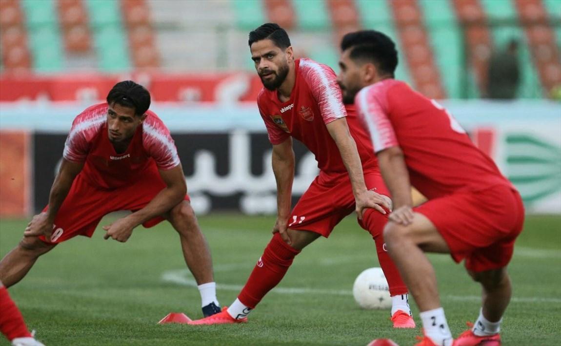 برگزاری تمرین پرسپولیس در حضور ناظر فدراسیون پزشکی ورزشی برگزاری تمرین پرسپولیس در حضور ناظر فدراسیون پزشکی ورزشی