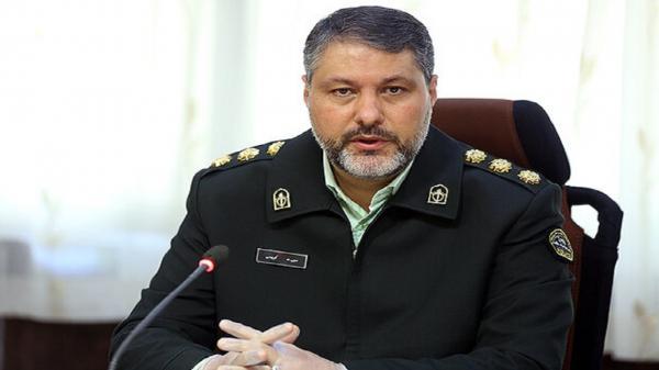 هشدار پلیس به خانواده ها؛ مراقب ماده مخدر شیشه با رنگ و لعاب هشدار پلیس به خانواده ها؛ مراقب ماده مخدر شیشه با رنگ و لعاب خاص باشید