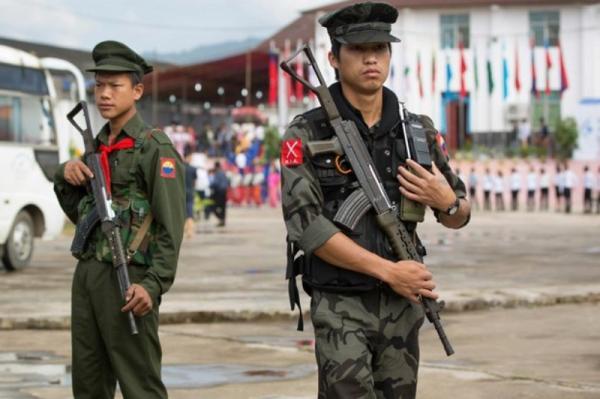 چرا فیس بوک صفحات ارتش میانمار را بست؟